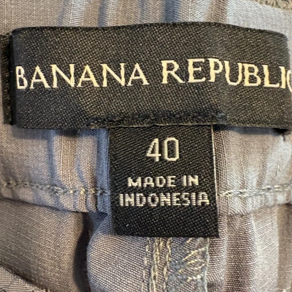 Banana Republic Mens Comfort Flat Front‎ Shorts Gray Stretch Wicking